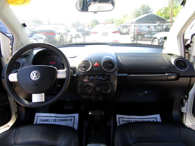 2010 Volkswagen Beetle in Tampa, FL 33604-6914 - 2215998 28