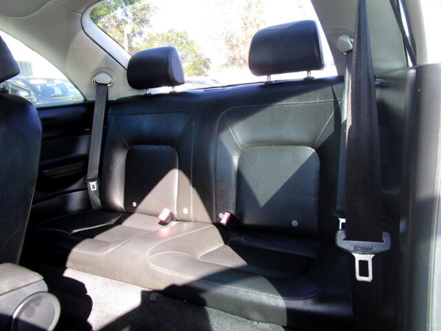 2010 Volkswagen Beetle in Tampa, FL 33604-6914 - 2215998 35