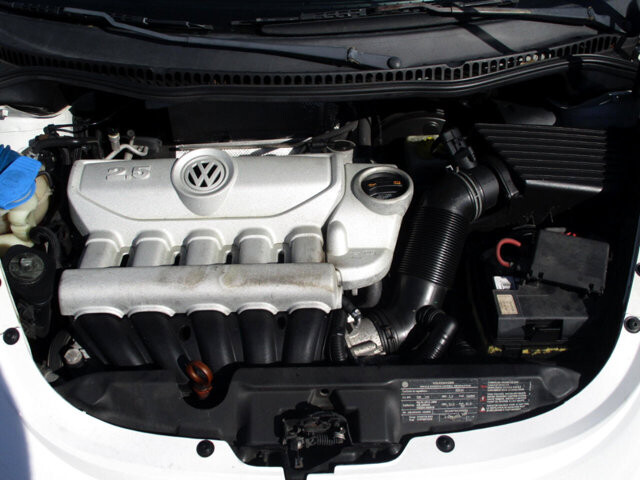 2010 Volkswagen Beetle in Tampa, FL 33604-6914 - 2215998 43