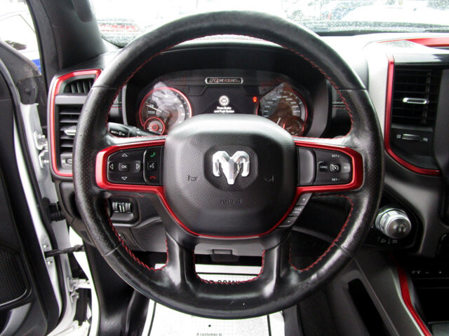 2019 RAM 1500 in Tampa, FL 33604-6914 - 2217972 4