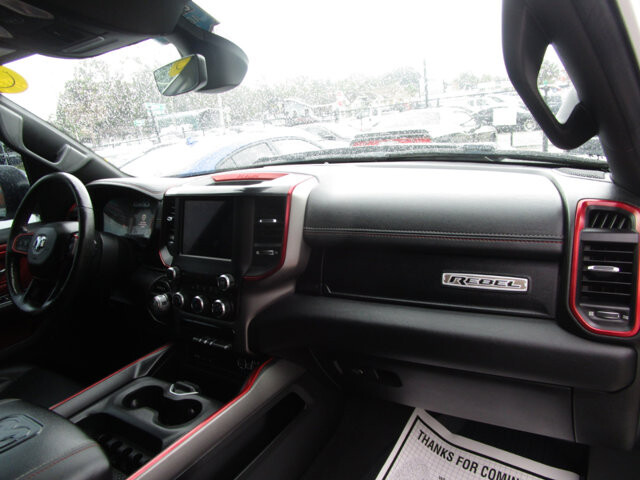 2019 RAM 1500 in Tampa, FL 33604-6914 - 2217972 44