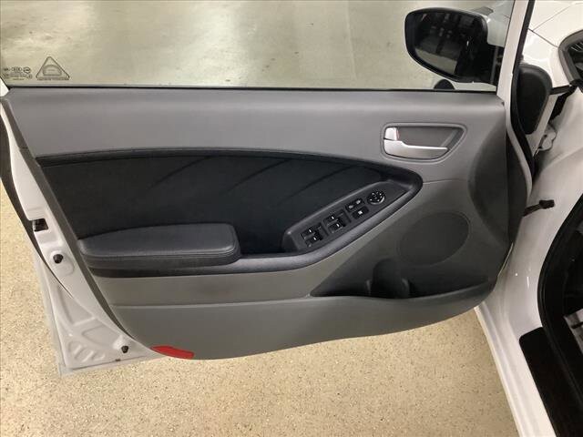 2017 Kia Forte in Chicago, IL 60659 - 2218483 9