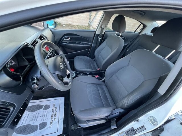 2015 Kia Rio in COSTA MESA, CA 92626 - 2219082 8