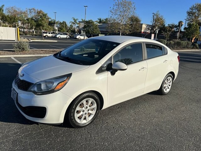 2015 Kia Rio in COSTA MESA, CA 92626 - 2219082