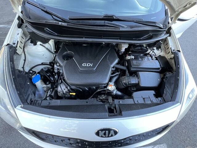 2015 Kia Rio in COSTA MESA, CA 92626 - 2219082 10