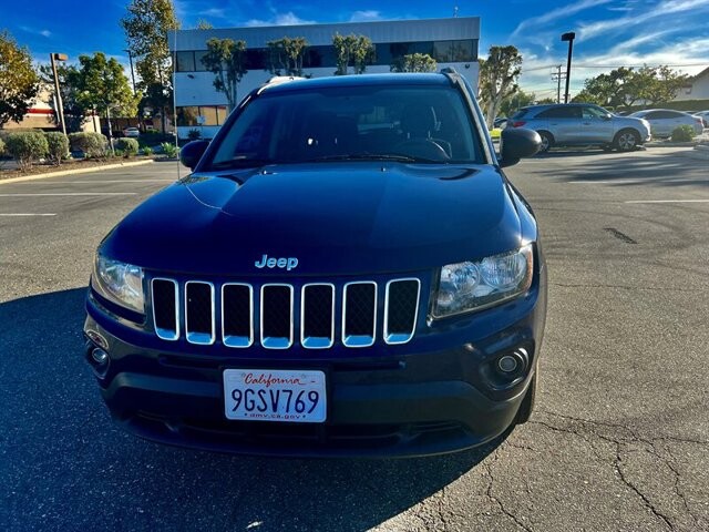 2015 Jeep Compass in COSTA MESA, CA 92626 - 2219084 10