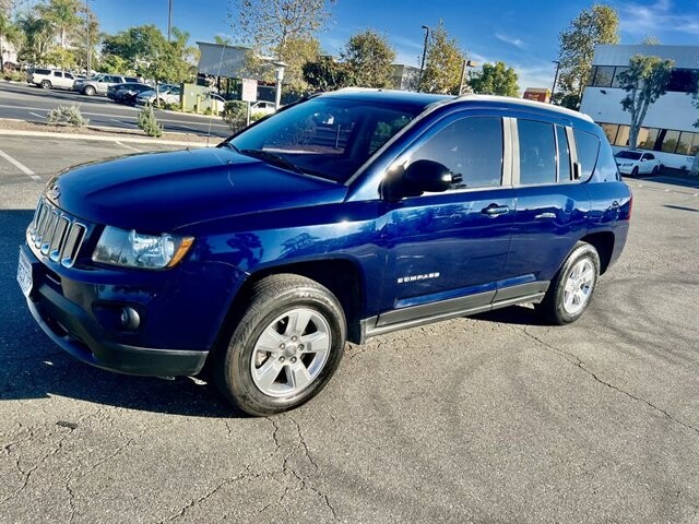 2015 Jeep Compass in COSTA MESA, CA 92626 - 2219084