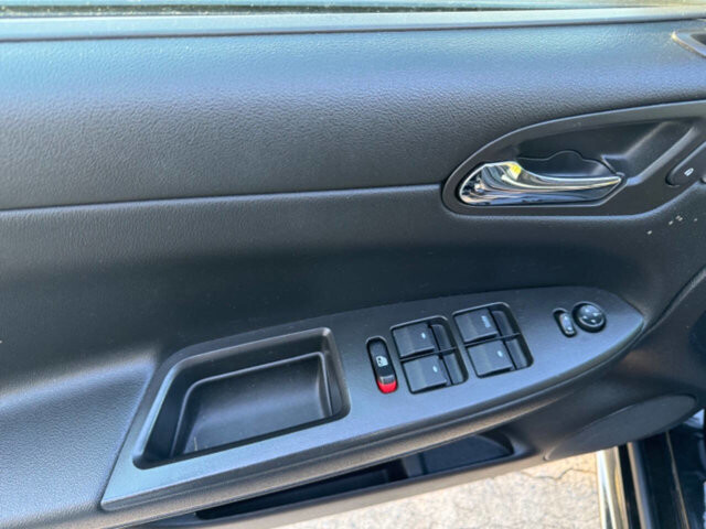 2016 Chevrolet Impala in Albemarle, NC 28001 - 2219620 18