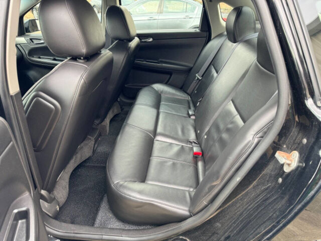 2016 Chevrolet Impala in Albemarle, NC 28001 - 2219620 40