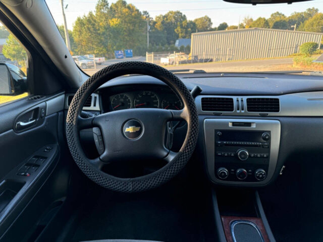 2016 Chevrolet Impala in Albemarle, NC 28001 - 2219620 26