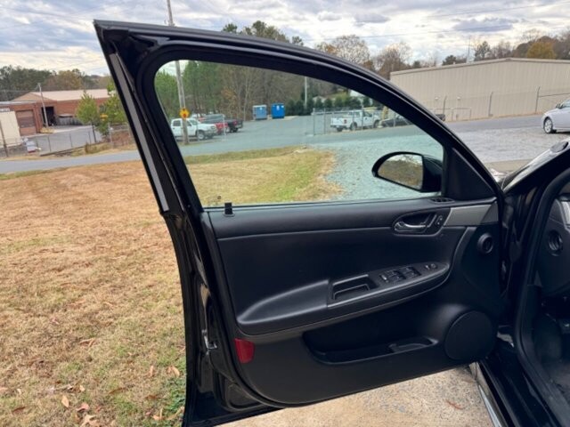 2016 Chevrolet Impala in Albemarle, NC 28001 - 2219620 90