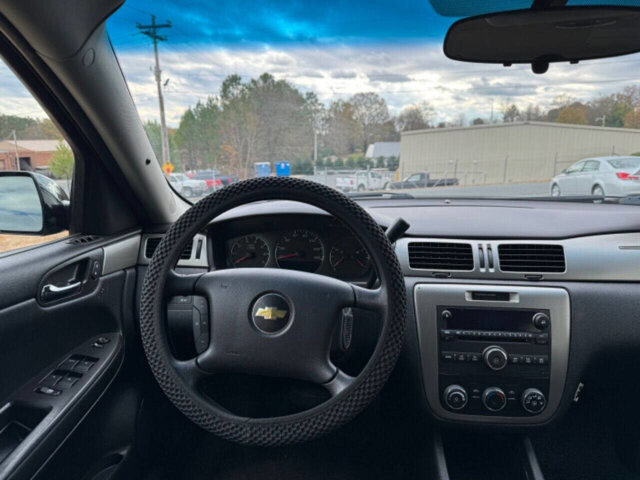 2016 Chevrolet Impala in Albemarle, NC 28001 - 2219620 47