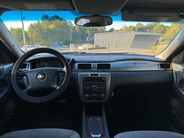 2016 Chevrolet Impala in Albemarle, NC 28001 - 2219620 7