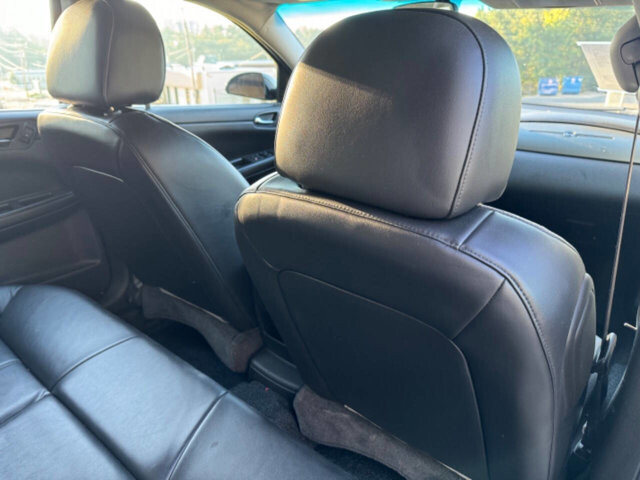 2016 Chevrolet Impala in Albemarle, NC 28001 - 2219620 29