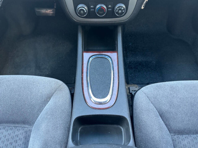 2016 Chevrolet Impala in Albemarle, NC 28001 - 2219620 21