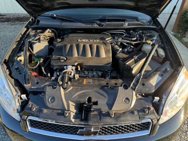 2016 Chevrolet Impala in Albemarle, NC 28001 - 2219620 4