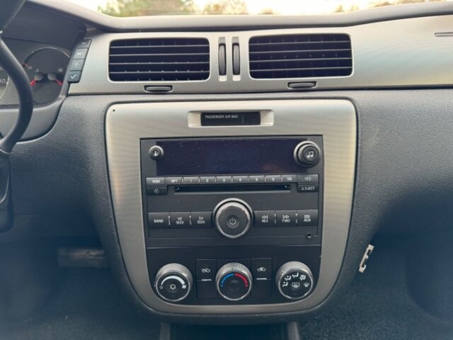 2016 Chevrolet Impala in Albemarle, NC 28001 - 2219620 89