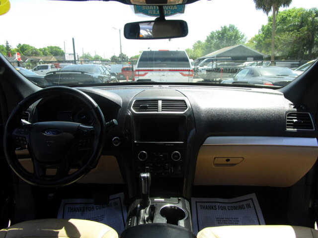 2017 Ford Explorer in Tampa, FL 33604-6914 - 2223078 3