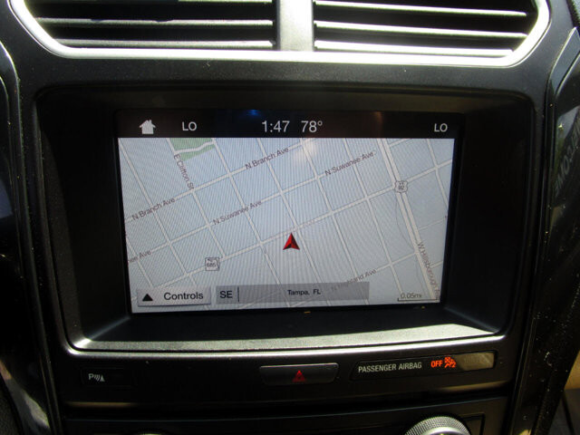 2017 Ford Explorer in Tampa, FL 33604-6914 - 2223078 7