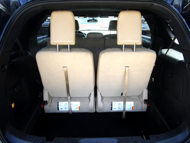 2017 Ford Explorer in Tampa, FL 33604-6914 - 2223078 27