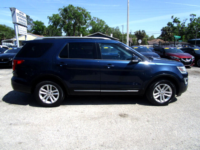 2017 Ford Explorer in Tampa, FL 33604-6914 - 2223078 30