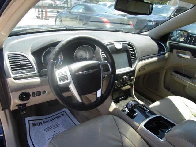 2014 Chrysler 300 in Tampa, FL 33604-6914 - 2223079 11