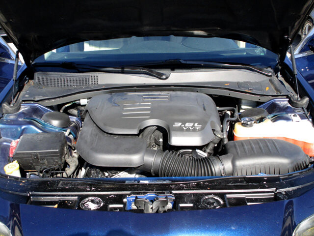2014 Chrysler 300 in Tampa, FL 33604-6914 - 2223079 46