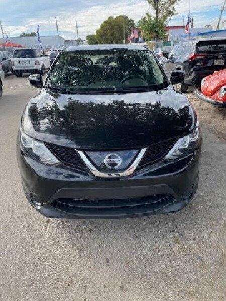 2018 Nissan Rogue Sport in Hollywood, FL 33023 - 2223498