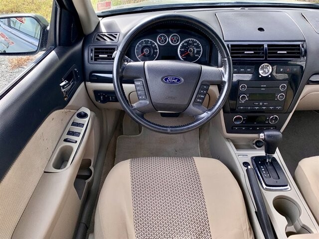 2009 Ford Fusion in Hudson, FL 34669 - 2225186 14