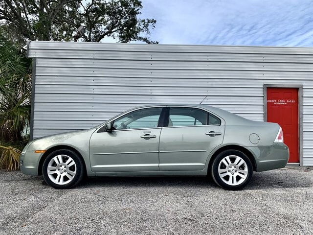 2009 Ford Fusion in Hudson, FL 34669 - 2225186 5