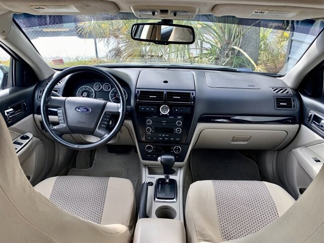 2009 Ford Fusion in Hudson, FL 34669 - 2225186 15