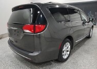 2017 Chrysler Pacifica in Wooster, OH 44691 - 2226145 3