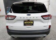 2022 Ford Escape in Wooster, OH 44691 - 2226147 4
