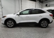 2022 Ford Escape in Wooster, OH 44691 - 2226147 6