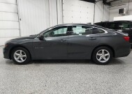 2018 Chevrolet Malibu in Wooster, OH 44691 - 2226152 6