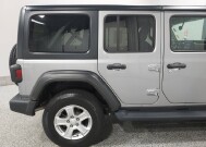 2019 Jeep Wrangler in Wooster, OH 44691 - 2226168 10