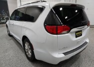 2018 Chrysler Pacifica in Wooster, OH 44691 - 2226171 5