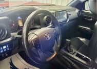 2017 Toyota Tacoma in Wooster, OH 44691 - 2226212 3