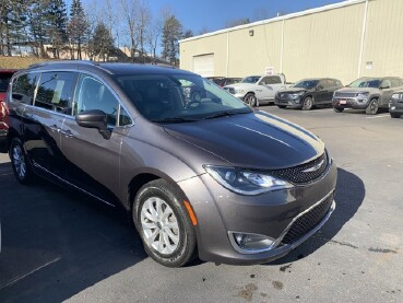 2019 Chrysler Pacifica in Wooster, OH 44691