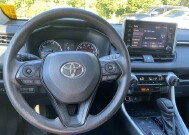 2020 Toyota RAV4 in Westport, MA 02790 - 2226549 18