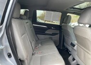 2016 Toyota Highlander in Westport, MA 02790 - 2226669 50