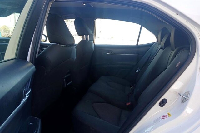 2018 Toyota Camry in tucson, AZ 85719 - 2226800 10