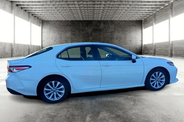 2018 Toyota Camry in tucson, AZ 85719 - 2226800