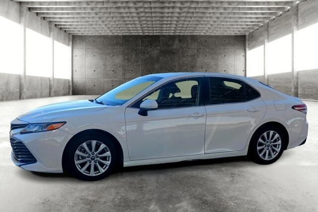 2018 Toyota Camry in tucson, AZ 85719 - 2226800 5