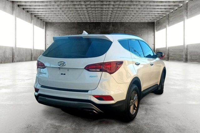 2018 Hyundai Santa Fe in tucson, AZ 85719 - 2226801 4