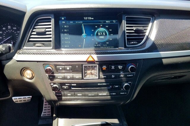 2018 Genesis G80 in tucson, AZ 85719 - 2226819 13