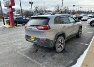2018 Jeep Cherokee in Indianapolis, IN 46222-4002 - 2227363 4