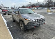 2018 Jeep Cherokee in Indianapolis, IN 46222-4002 - 2227363 3