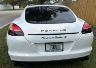 2013 Porsche Panamera in Hollywood, FL 33023-1906 - 2230774 6