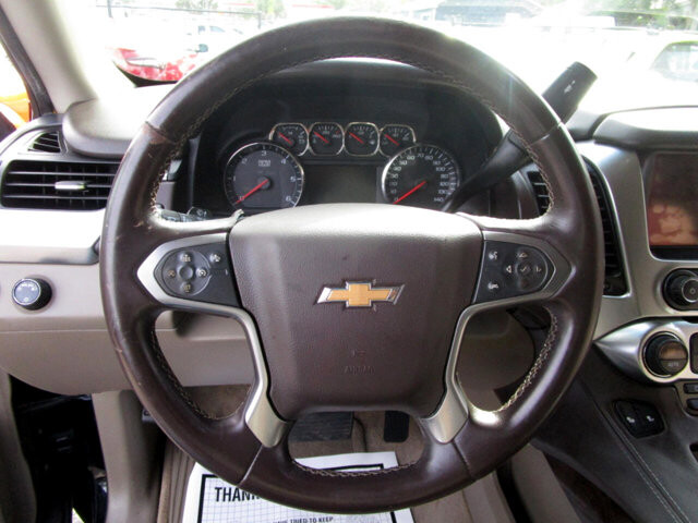 2015 Chevrolet Suburban in Tampa, FL 33604-6914 - 2231431 4
